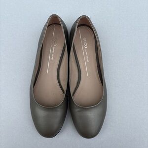 Ecco Leather Ballet Flats